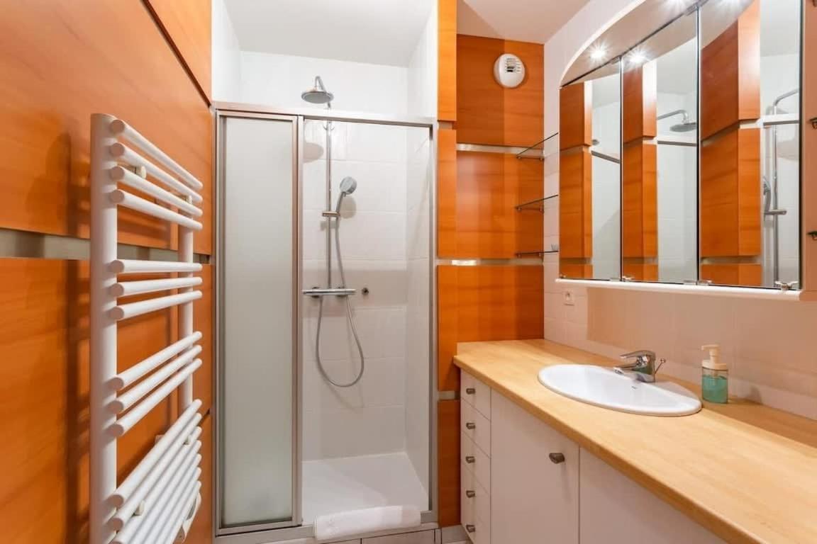 L'Opale - Joli Appartement Avec Jardin Et Garage Dinard Exteriör bild